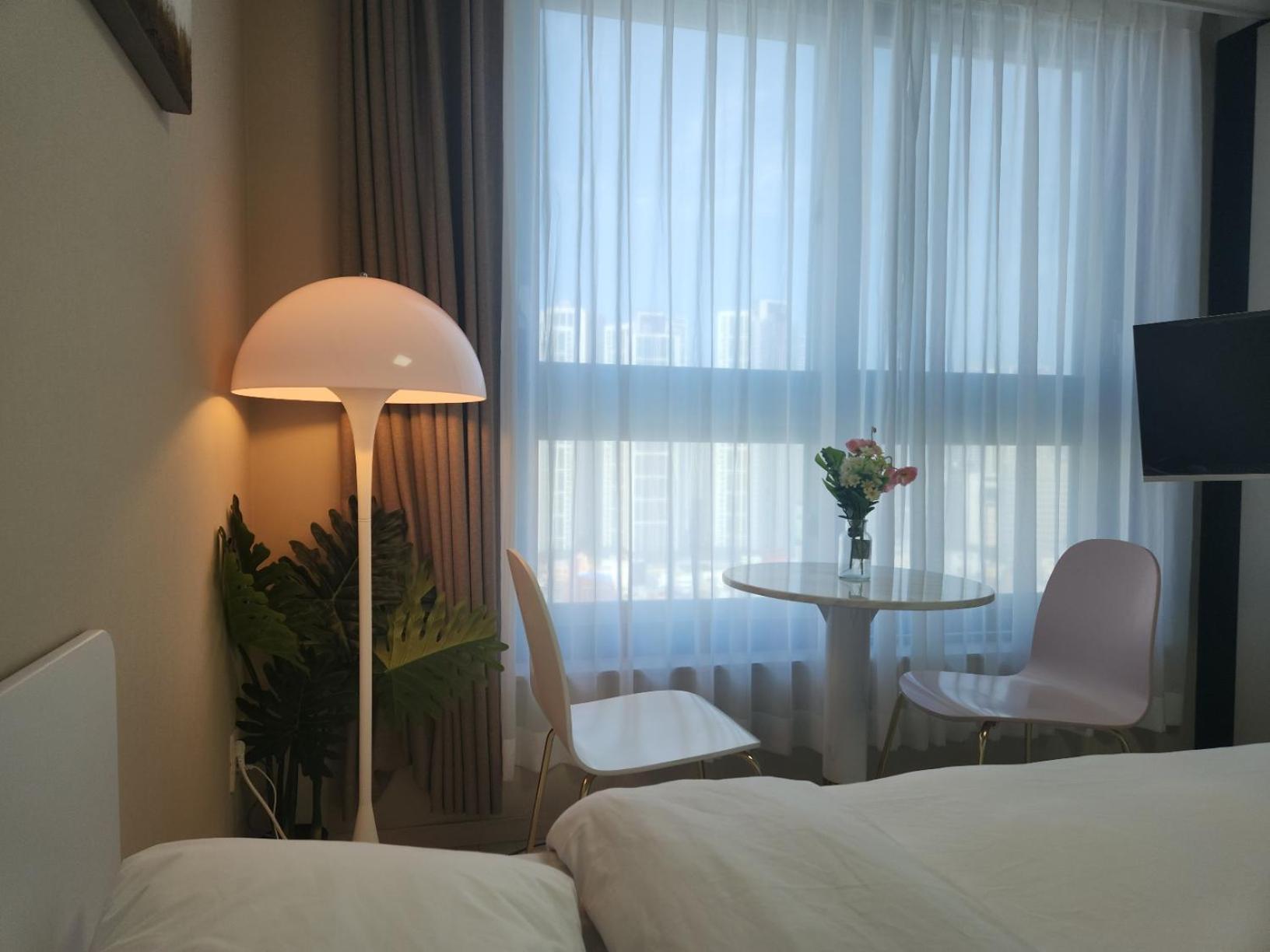 Daegu Star B&B Dsr Hotel Lily Guestroom 外观 照片