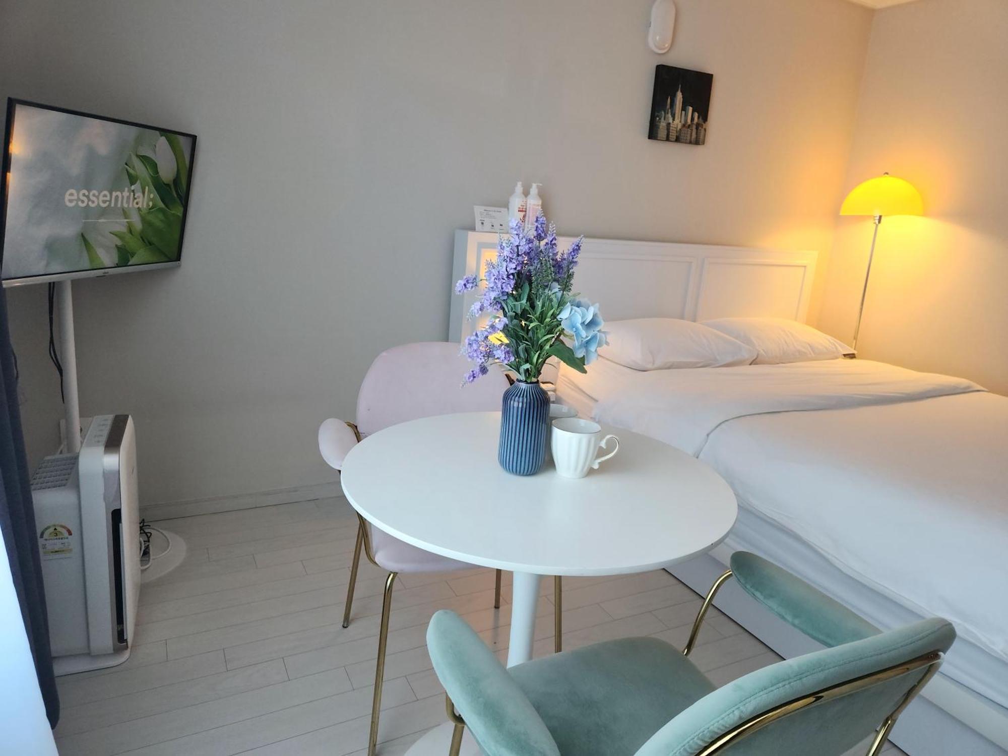 Daegu Star B&B Dsr Hotel Lily Guestroom 客房 照片