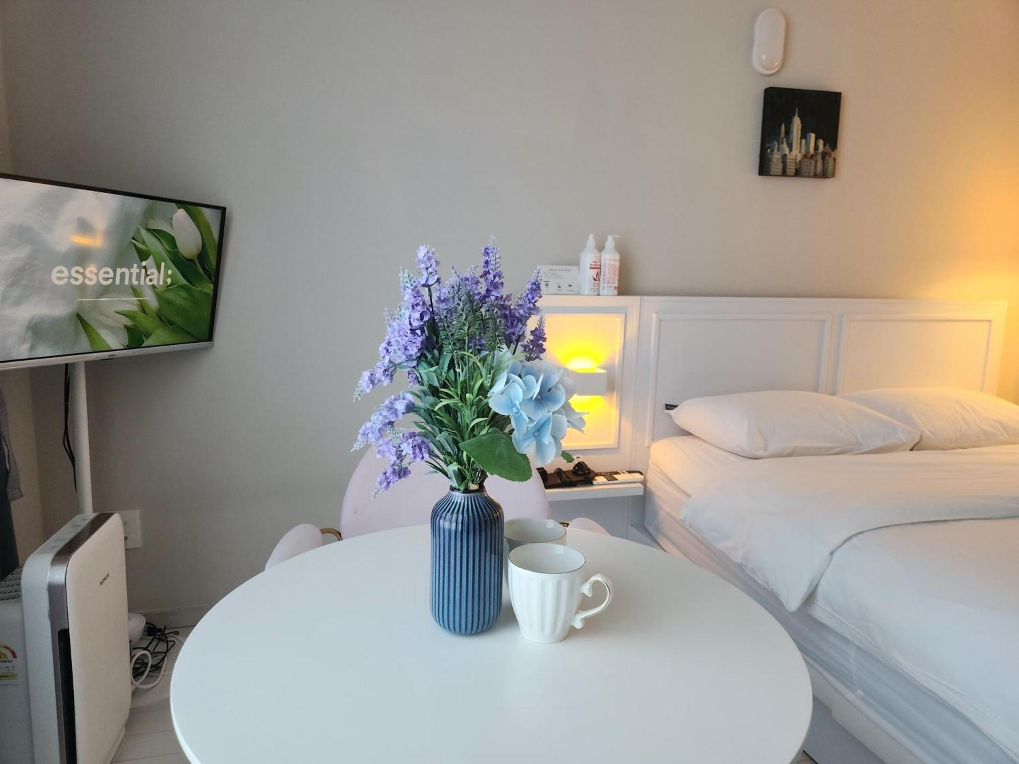 Daegu Star B&B Dsr Hotel Lily Guestroom 客房 照片