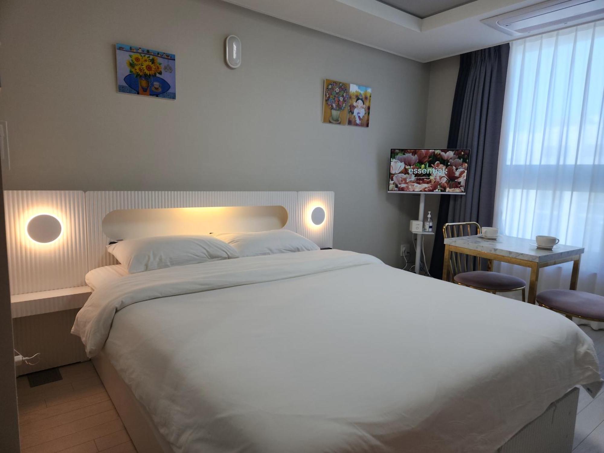 Daegu Star B&B Dsr Hotel Lily Guestroom 客房 照片