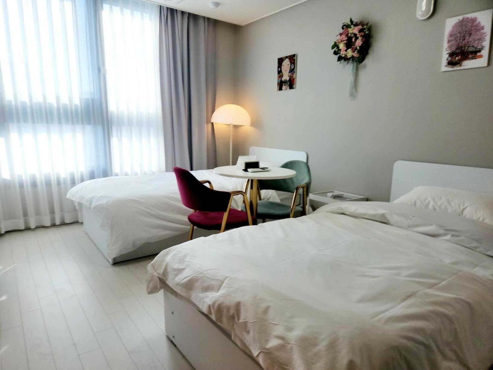 Daegu Star B&B Dsr Hotel Lily Guestroom 客房 照片