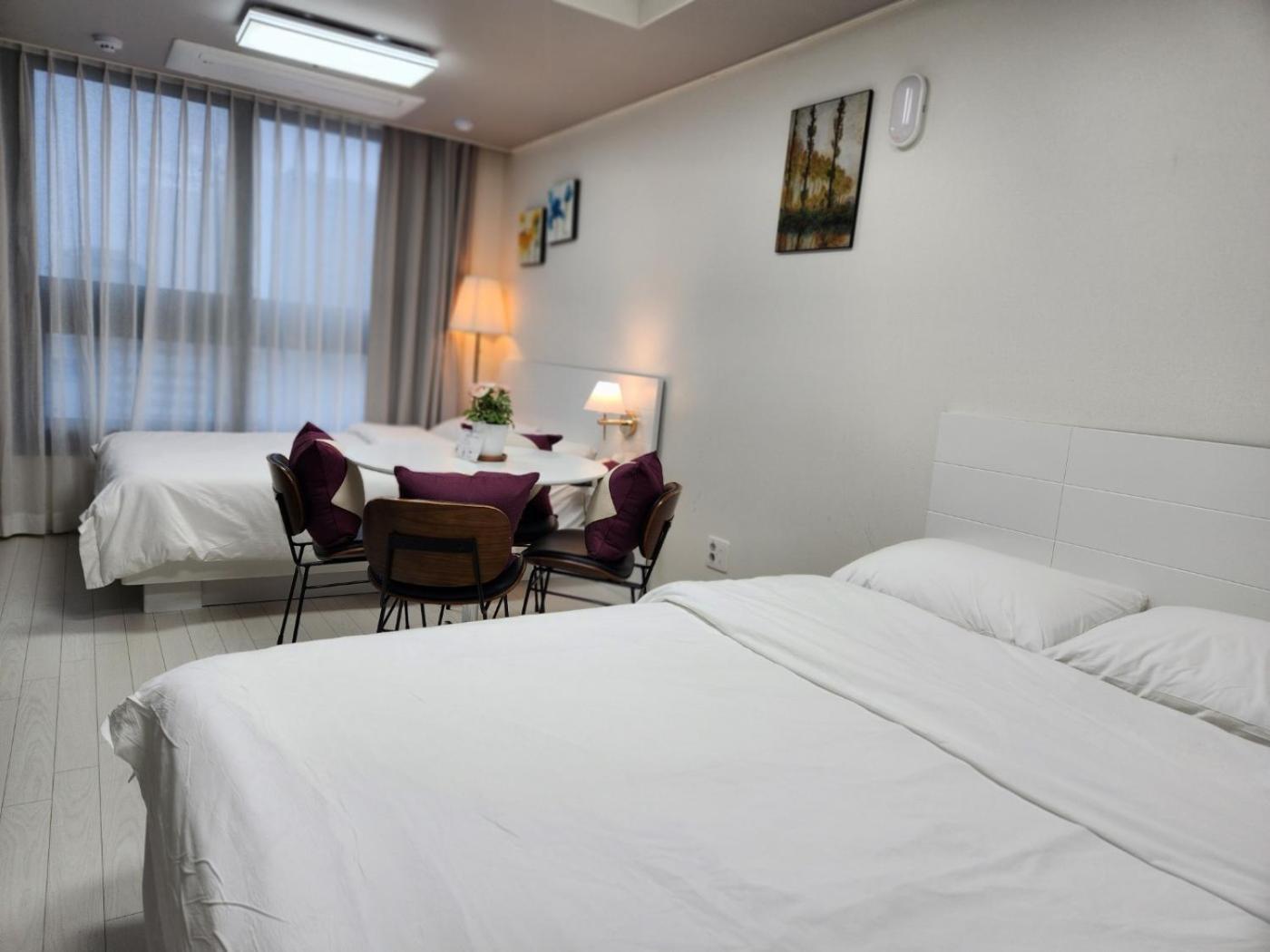 Daegu Star B&B Dsr Hotel Lily Guestroom 外观 照片