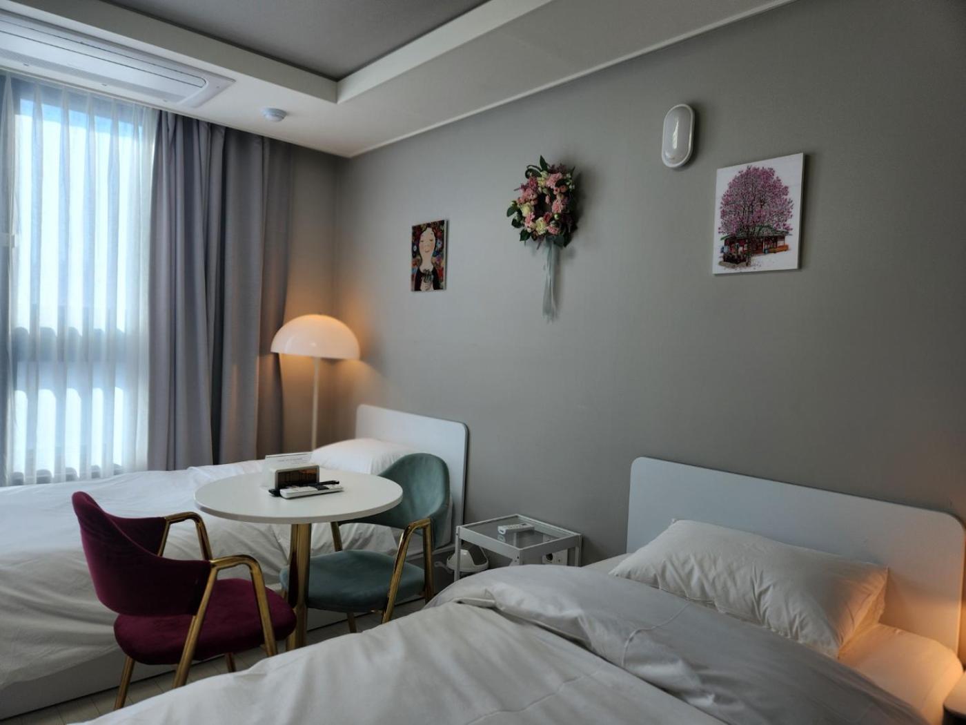 Daegu Star B&B Dsr Hotel Lily Guestroom 外观 照片
